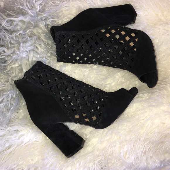 kristin Cavallari for Chinese Laundry Shoes - Kristin Cavallari Luxembourg Open Toe Cage Bootie